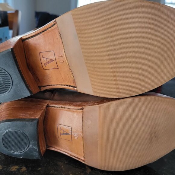 Women's tall boots size 10- Brown leather - Picture 3 of 3